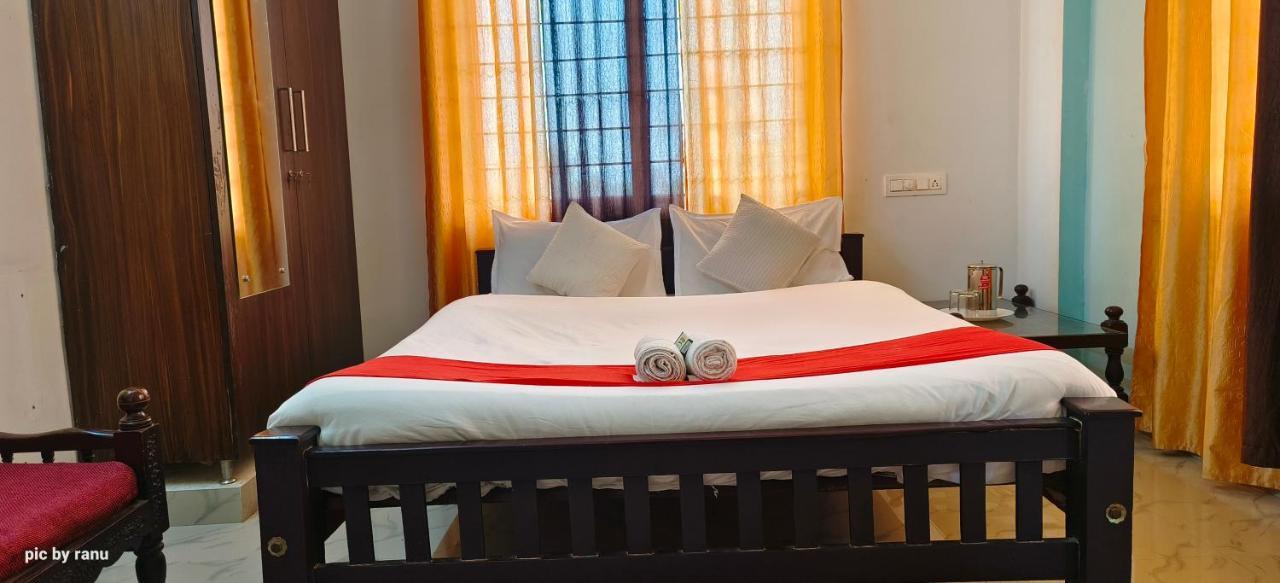 Cochin Stay Inn Kochi Exterior photo